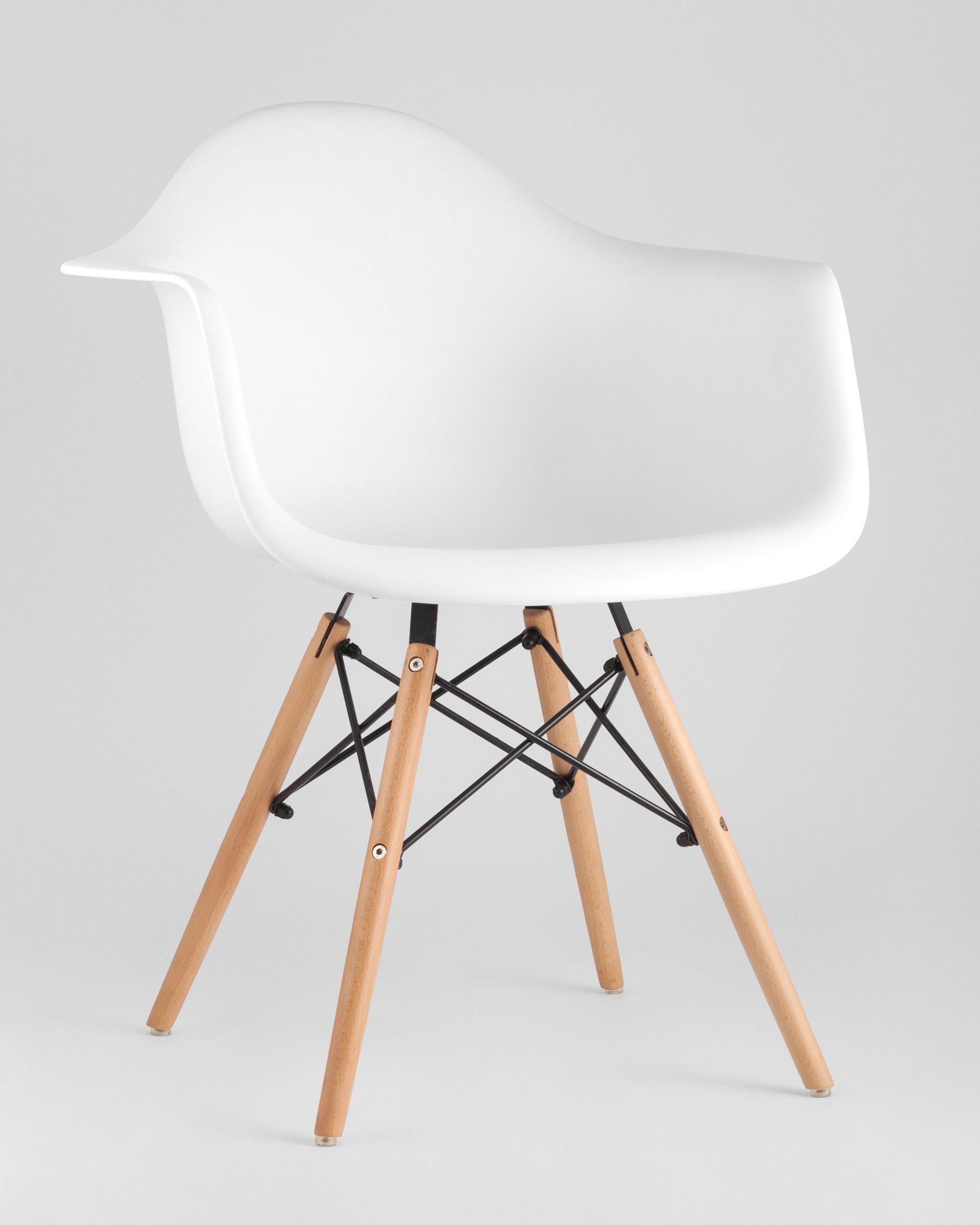 Стул Eames DAW белый