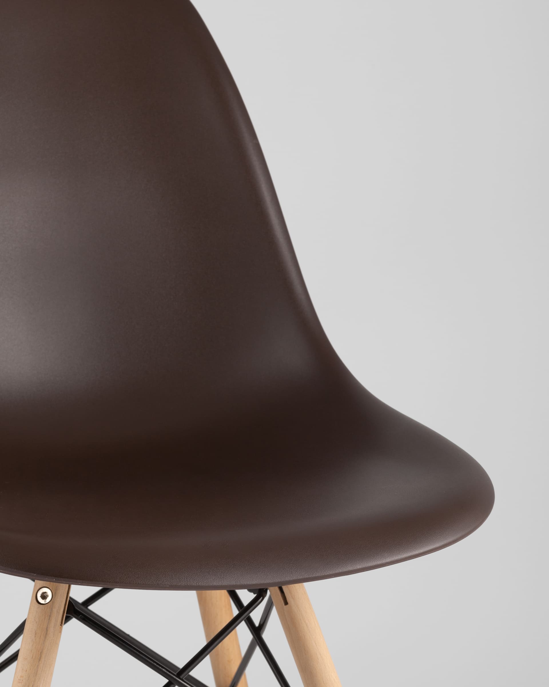 Комплект стульев Eames DSW коричневый x4 шт